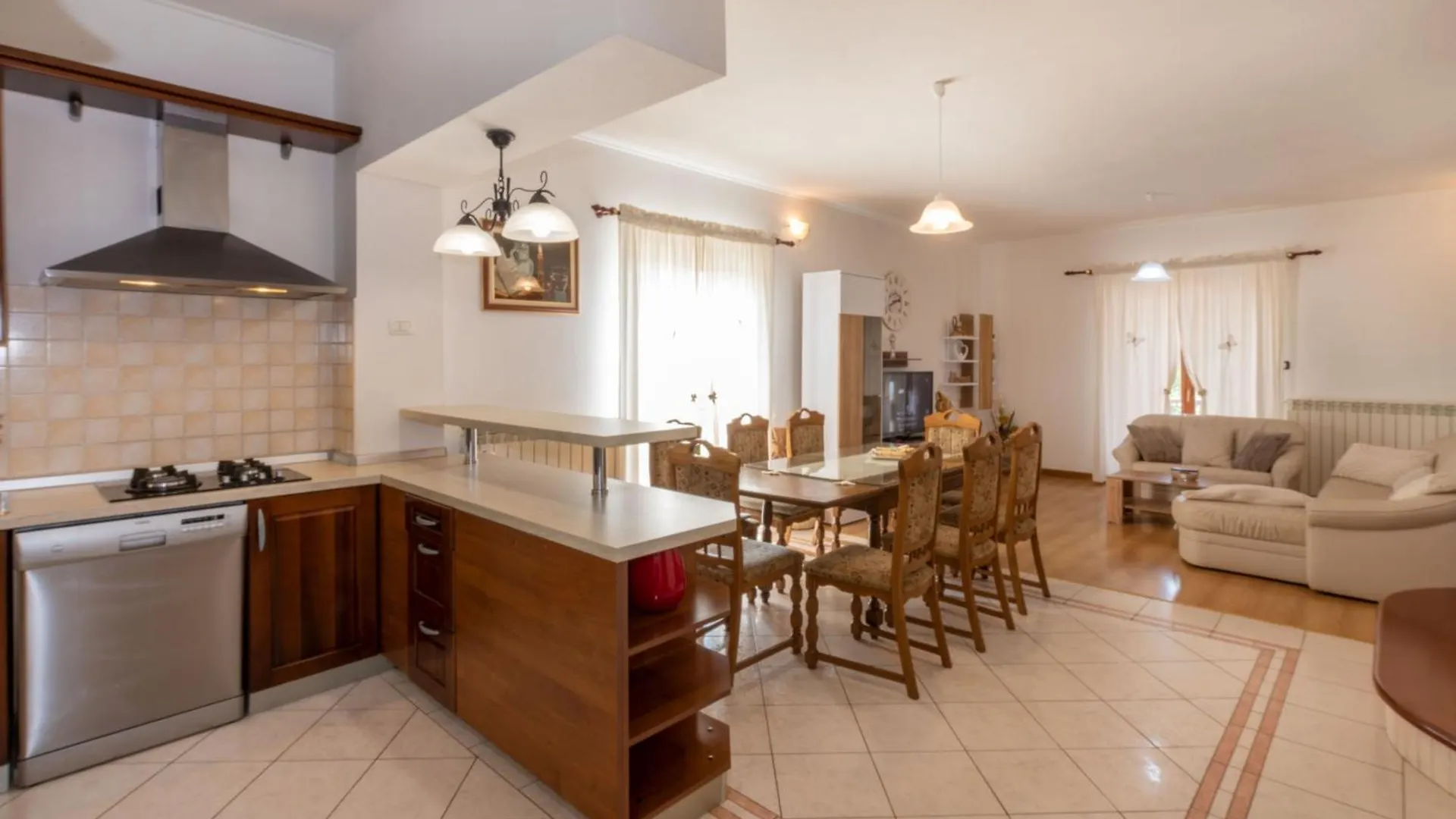 Feriehus Villa Dream House, A Charming Pet Friendly Villa Žminj