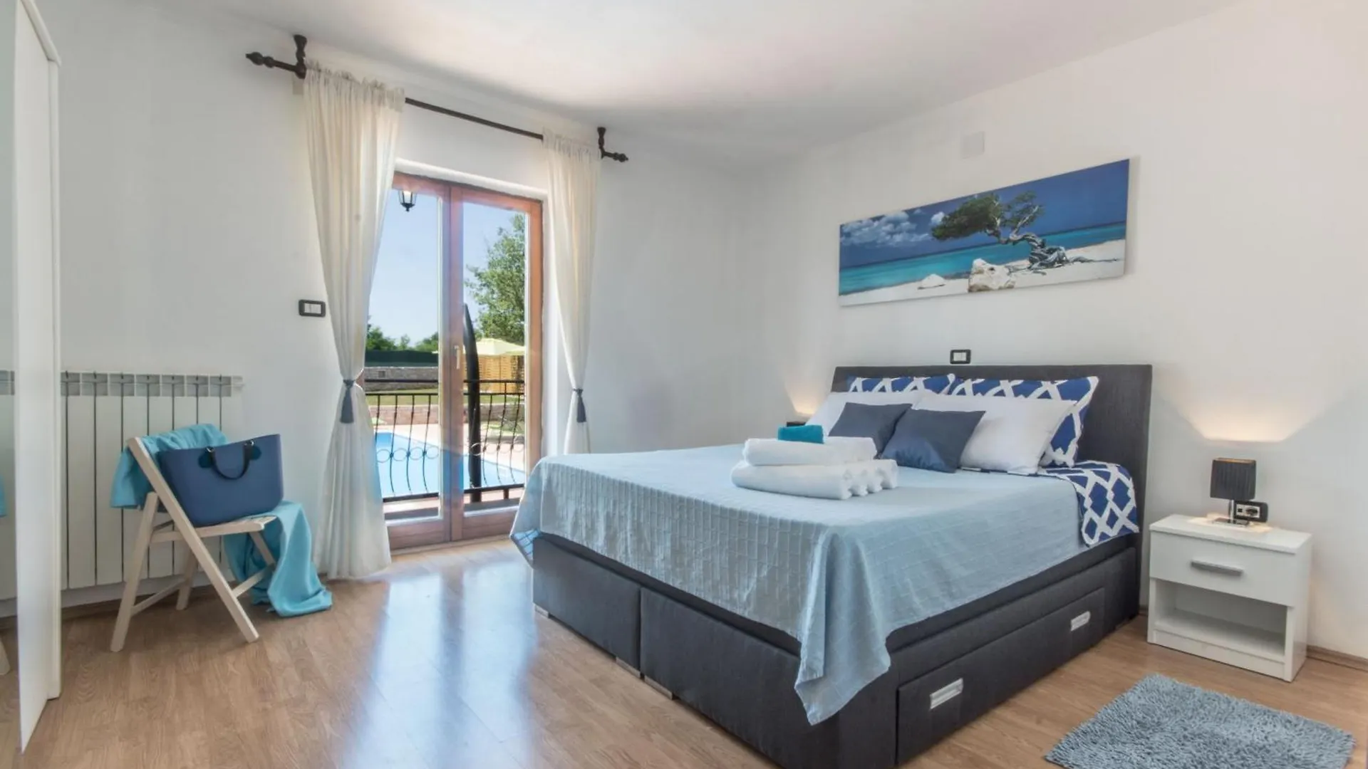 Feriehus Villa Dream House, A Charming Pet Friendly Villa Žminj