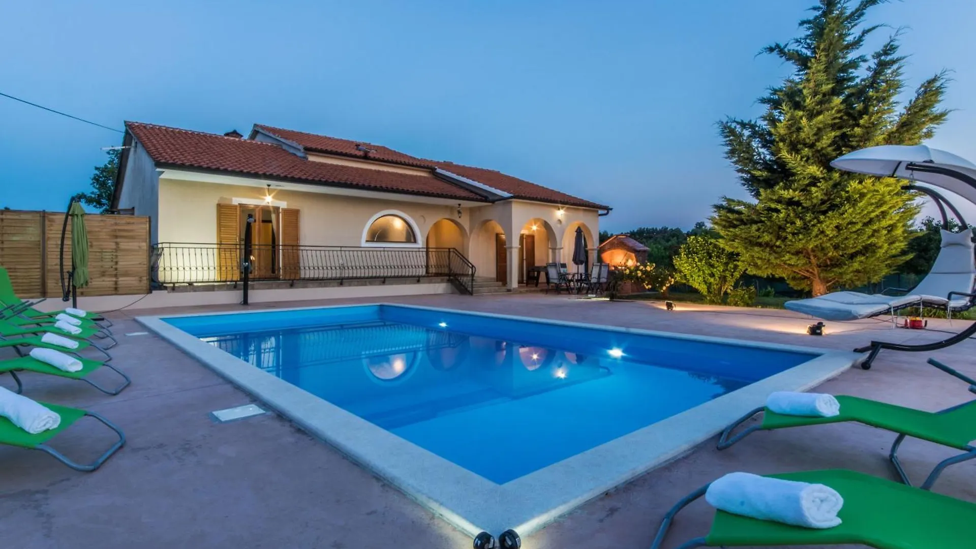 Feriehus Villa Dream House, A Charming Pet Friendly Villa Žminj Kroatien