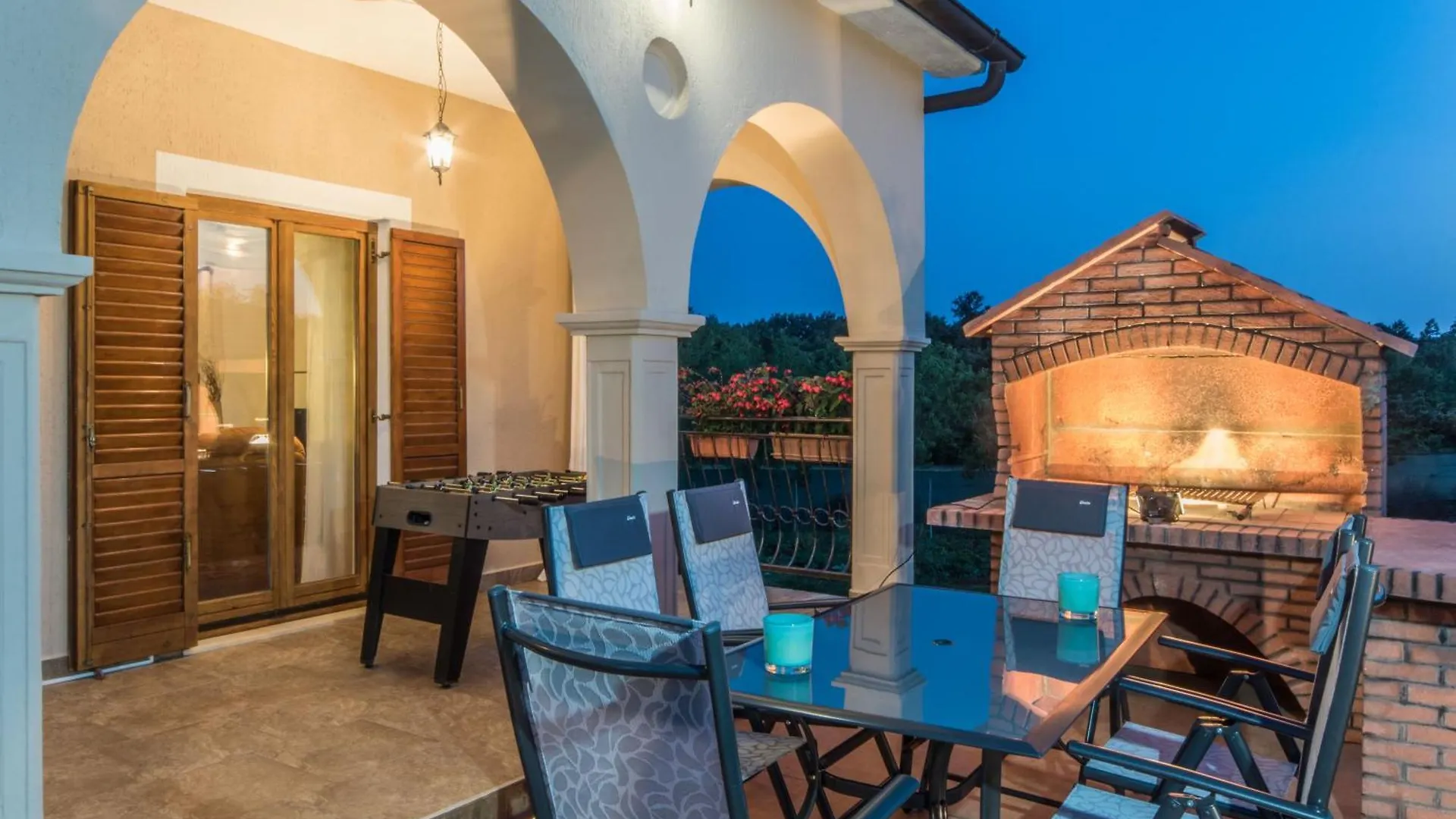 Villa Dream House, A Charming Pet Friendly Villa Žminj